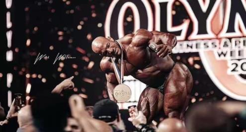 بيج رامي: سأتوج بـ7 ألقاب آخرين.. وانتظروا "مستر أولمبيا مصر"